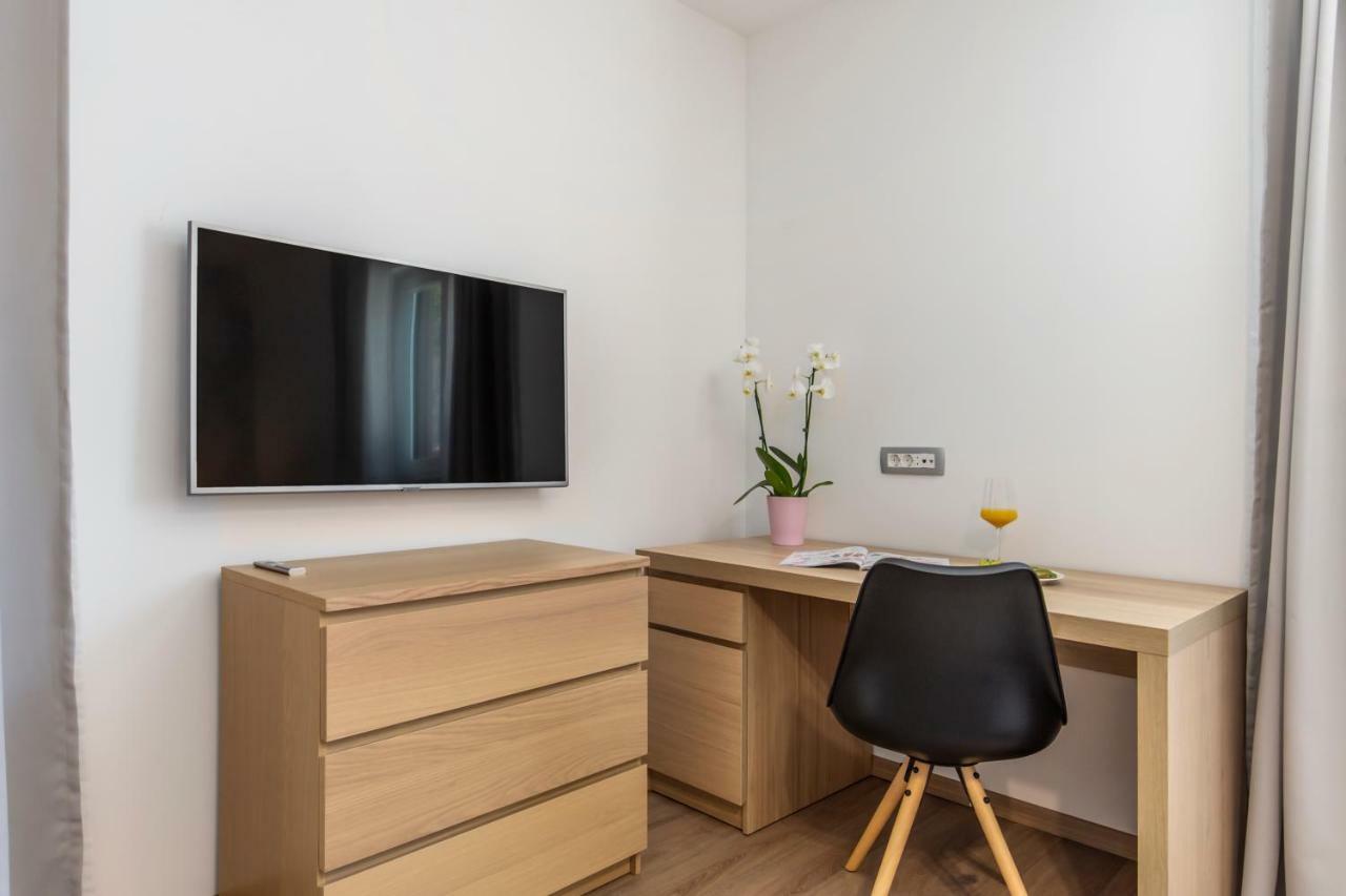 Apartment Niki Опатия Екстериор снимка