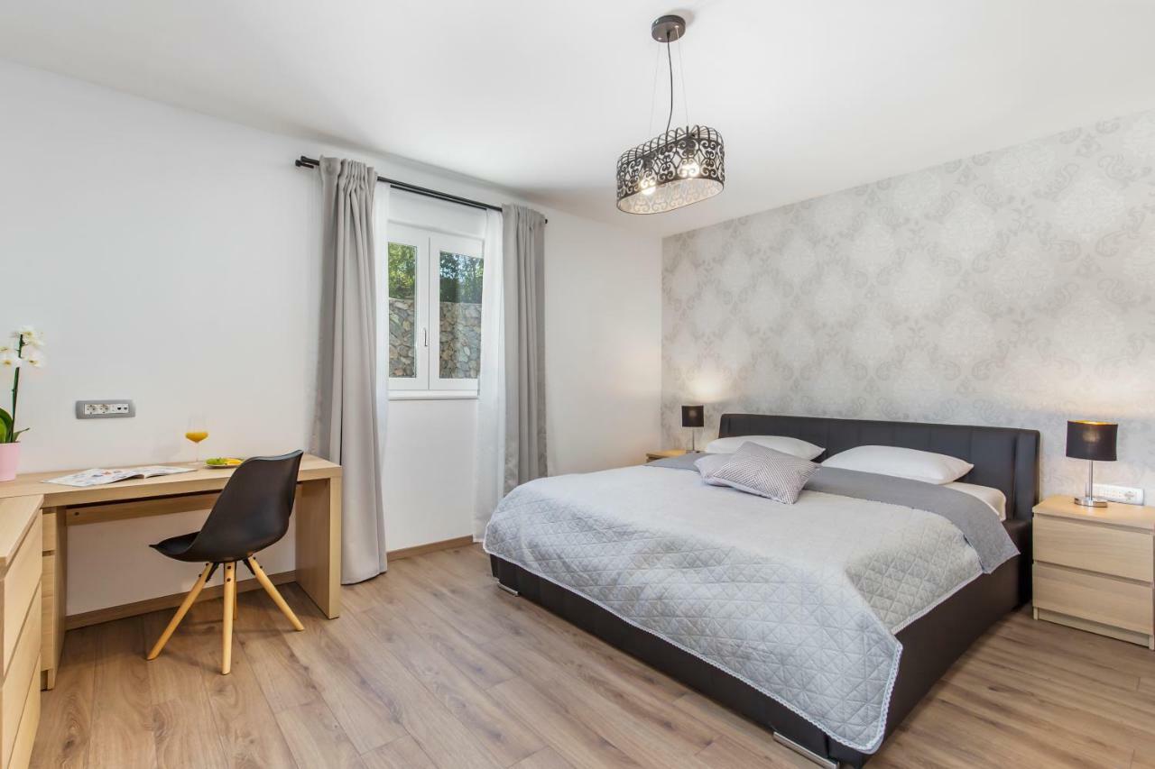 Apartment Niki Опатия Екстериор снимка