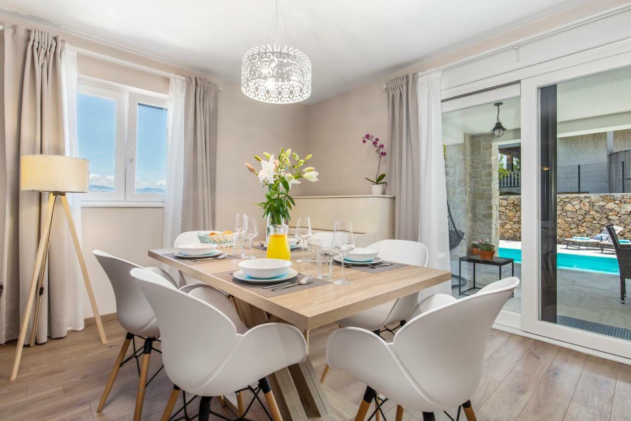 Apartment Niki Опатия Екстериор снимка